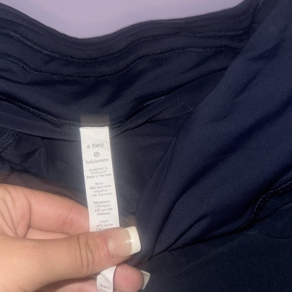 Lululemon skirt - Picture 3 of 3